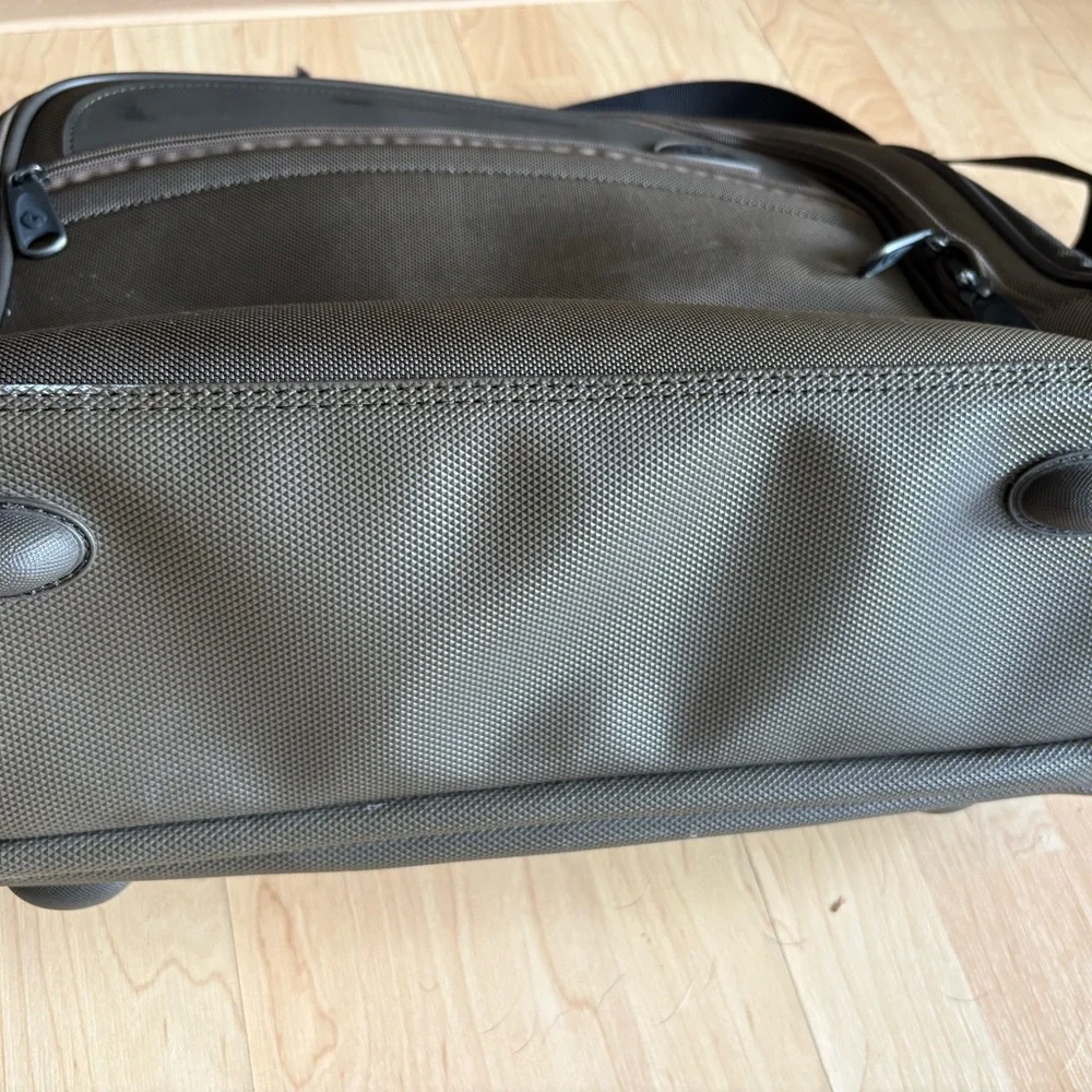 Samsonite khaki Men's Briefcase